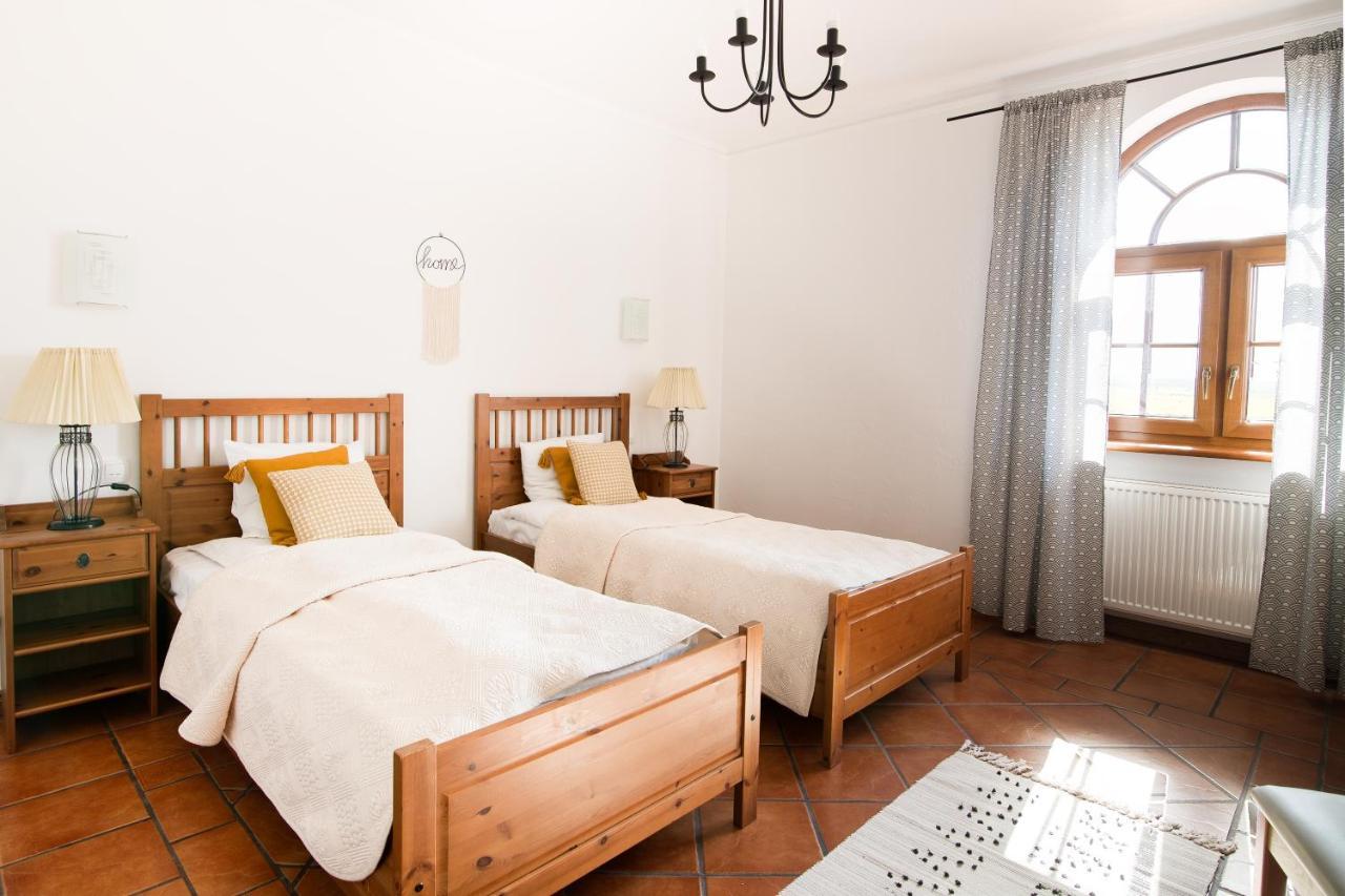 Hotel Lemoniada Lucmierz Luaran gambar